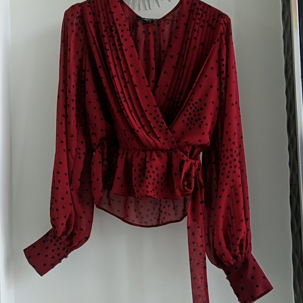 EXPRESS Pleated Heart Printed Blouse